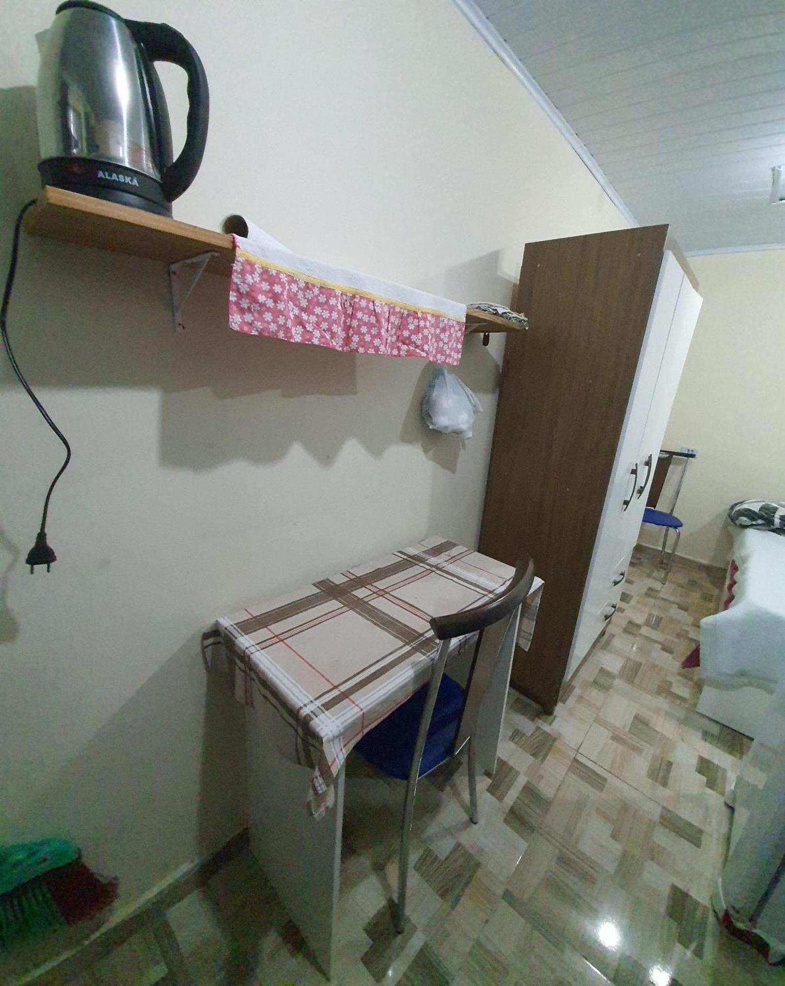 Ferienwohnung Kitnets Aconchegantes Proximo Ao Shopping Curitiba Exterior foto